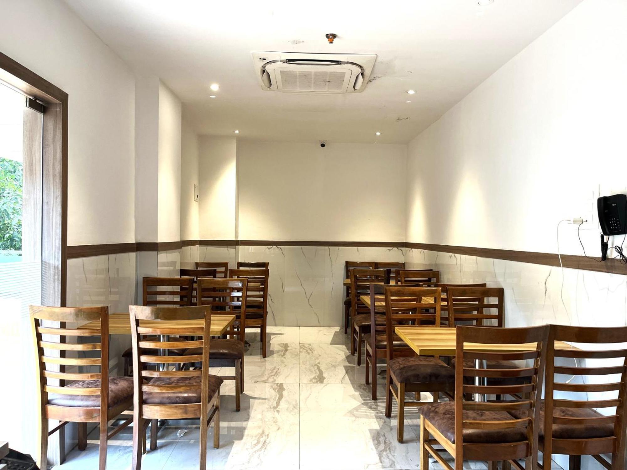 Glitz Hotels La Dahlia - Premium Thane Dış mekan fotoğraf